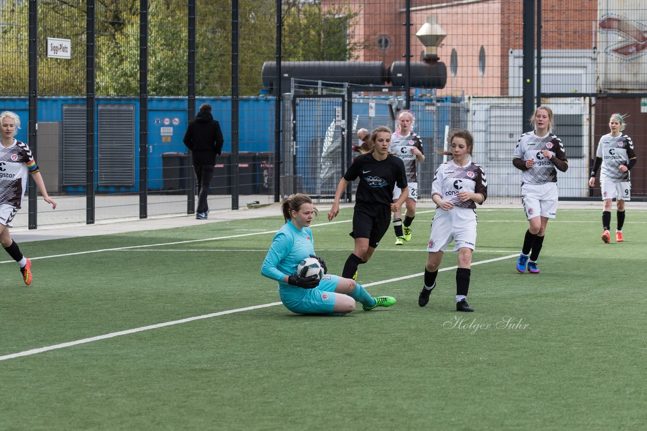 Bild 215 - B-Juniorinnen St.Pauli - C-Juniorinnen SV Steinhorst : Ergebnis: 1:2